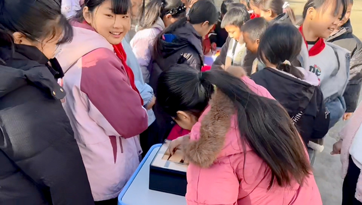 4b67233629df5a8c392dc8027699372a.mp4_000004.784_副本.jpg 4b67233629df5a8c392dc8027699372a.mp4_000004.784_副本.jpg