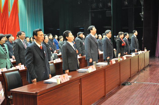 遂平县第十四届人民代表大会召开第四次会议