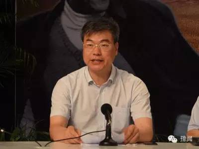 猜猜，昨天河南几个县委书记和总书记合影了？